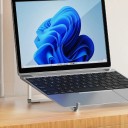 Faltbarer Aluminium-Laptopständer für bis zu 17,3 Zoll 25 x 26 cm Höhe 7,4 cm Tragfähigkeit 20 kg Silber Leicht nur 43 g Mit Schutzhülle 2