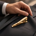 Pince à cravate Pince à cravate en métal avec clip à ressort et surface brillante Accessoire pour costume au travail et pour un mariage 7