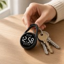 Draagbare LED-horloge met karabijnhaak Digitale verlichte display met datum en dag van de week Wijzerplaat 4 cm Kunststof behuizing Zwart Voor rugzak 2