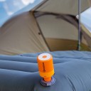 Mini pompa elettrica 3,7 x 4 x 5 cm 400 l/min per gonfiaggio e sgonfiaggio con luce 300 lm e magnete per materassini 4