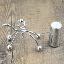 Balanserende figur med rytter og pendulbolde 9,5 x 11 cm Metal Sølv Kinetisk dekoration til skrivebordet i kontoret og hjemmet 6