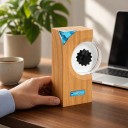 Ferrofluidisk skærm der reagerer på musik 17,2 x 10,3 x 5,6 cm Træ og glas Genopladeligt batteri med USB-C Omdannelse til borddekoration 3