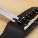 Kytarový kapodastr 7,5 x 9 cm pružinový mechanismus měkké podložky vytahovač kolíčků pro akustickou i elektrickou kytaru 8