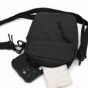 Crossbody taske til mobil over skulderen 14 x 18 x 5 cm Unisex med justerbar rem Vandafvisende nylon Sort Til dokumenter og nøgler 7