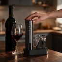 Elektrisk vinöppnare med stativ Laddningsbar uppsättning med hällpip, vakuumpropp och folieavskärare Svart För kök och bar 6
