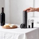Elektrisk vinöppnare Laddningssats med folieavskärare, hällpip och vakuumpropp Laddning via USB-C Svart För köket och baren 3