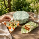 Bienenwachstücher für Lebensmittel Set 3 Stück 18 x 20 cm 25 x 25 cm und 30 x 35 cm Baumwolle und Bienenwachs Grüne und orange Muster Für Snacks 2