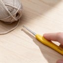 Hæklenål 2,5 mm Med flad plads til tommelfinger og blødt håndtag Gul Til bomulds garn Dugen og amigurumi legetøj 5