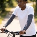 Cooling Arm Sleeves 1 Pair Loose Fit for Body Up to 100 kg Ice Silk UV Protection For Cycling Driving and Outings 2