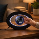 Globe magnétique lévitant 8,5 cm avec éclairage LED coloré Cadre ovale 24,5 x 17 cm Décoration de table et lampe 6