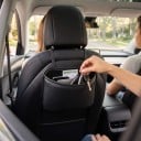 Úložný box do auta 20 x 14,5 x 9 cm z ekokůže Kovový klip a měkká výstelka Držák na pití a koš Na opěradlo i dveře 4