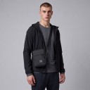 Lille crossbody taske til mobil 14 x 18,5 x 5 cm Vandafvisende oxfordstof Sort Aftagelig rem med karabinhager Til dokumenter og nøgler 5