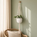 Hamac en macramé pour pot de fleurs avec une anse tressée et de délicats nœuds en spirale 105 cm Corde en fibres végétales Blanche Décoration Boho 4
