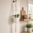 Macramé ophæng til blomsterkrukker med dekorative mønstrede perler og lille hængsel 105 cm Snor lavet af plantefibre Hvid Boho dekoration 3