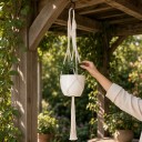 Hamac en macramé pour pot de fleurs avec une longue anse et un motif tressé croisé de 105 cm Corde en fibres végétales Blanche Décoration Boho 2