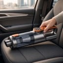 Bezdrôtový vysávač do auta Bezkartáčový motor 100 W Batéria 3 x 2000 mAh Digitálny displej Nádoba 450 ml Šedá a oranžová Do auta aj domov 2