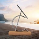 Kinetisk pendul C 28,5 x 9,5 x 24,5 cm Bevægeligt arm på leje Fod i trædekoration Sølv og brun Dekoration til kontoret 3