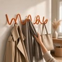 Wandhaken mit 4 Haken 40 x 6,5 cm Dekorativer Wandgarderobe in Wellenform Gedrehter Design Schraubbefestigung für die Wand Orange 4