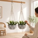 Makramé ophæng til blomsterkrukker 2 stk Hvid 50 cm med metalring og 2 S kroge Håndlavet i boho stil til stueplanter og balkon 3