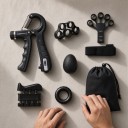 Conjunto de fortalecimento de mãos e dedos - Fortalecedor de pegada 5 - 60 kg com contador, 3 fortalecedores de dedos, Anel, Bola e Saco Preto Treino 5