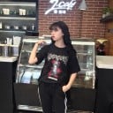 T-shirt i metall för kvinnor 4