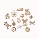 14 Stück Dekorationen für Crocs Set mit Steinmotiven ABS goldene Verzierungen für Clogs Zubehör für Lochschuhe eleganter Stil 1