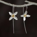 Boucles d'oreilles pour femmes avec des fleurs 3