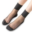 Damstrumpor i nylon 1