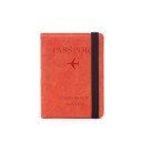 Fodral för resepass i PU-läder Stängning med elastiskt band Pr präglad text Passport och motiv av flygplan Matt yta Mått 14 x 11 x 1 cm 5