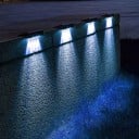 2 kpl aurinkokennolla toimivia seinävalaisimia, 4 vedenpitävää LED-ulkovaloa aidalle ja ajotielle, viileän valkoiset valot julkisivulle, terassille 2