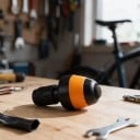 2 Stück LED-Blinker für die Enden von Fahrradlenkern Warnblinklicht 3 x 6,6 cm Aluminium ABS und Silikon Schwarz und Orange Blisterverpackung 8