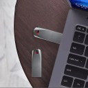 2 TB USB 3.0 hög hastighets metallisk flash-enhet 69x19x5,5 mm vattentålig stötbeständig 2