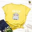 Dam T-shirt med fårtryck 9