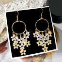 Boucles d'oreilles pendantes pour femmes avec des fleurs G1359 6