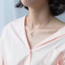 Kvinnors halsband med en katt på en halvmåne 2