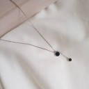 Damhalsband med cirkulärt hänge D449 2