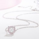 Damhalsband med cirkulärt hänge D770 2