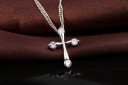 Damhalsband med kors M72 3