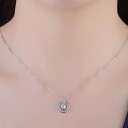 Damhalsband med runt hänge D524 5