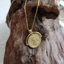 Damhalsband med medaljong 3