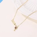 Damhalsband med flaska och glashänge 3