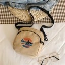 Dams crossbody-väska i tyg och bomull med hajtryck Stängning med dragkedja Rem med karbinhakar Mått 15 x 16 cm För mobil och glasögon 3