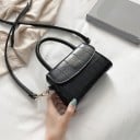 Dams mini crossbody-väska med handtag i PU-läder med krokodilsmönster Avtagbar rem Framsidan Klapp Mått 17,5 x 11,5 x 7 cm För staden 2