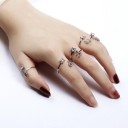 Anello da donna con lettera dell'alfabeto D2398 28