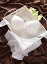 Set sexy de chiloți și sutiene pentru femei 1
