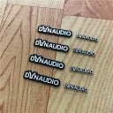 3D zelfklevende emblemen voor auto 4 stuks Labels van aluminiumlegering met zilveren tekst en zwarte rand Driedimensionale decoratie 3