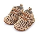 Zapatillas de piel para niños A485 11