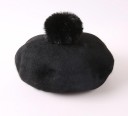 Dětský baret s bambulí 2