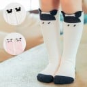Calcetines blancos y negros de niña 9