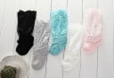 Calcetines de niña con encaje 7